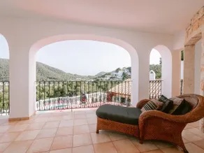 Villa in Cala Llonga near Beach & Ferry Port - Image 3