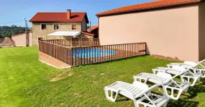 Ag Casa Rural Carballo, garden and beach at 14km - Image 5