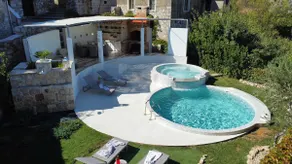 Holiday Home Secret Garden - Image 2