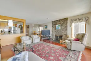 NEU! Resort Condo mit Patio-Schritten zum Lincoln Beach! - Image 3