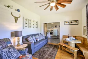 Walk to Dtwn Shops & Eats: Sturgeon Bay Retreat - Image 5