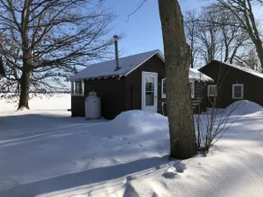 Lakeside Cabins - Cabin # 6 - Image 5