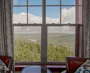 Soaring Eagle #404: 3 bedroom 2 bath Corner Penthouse - Image 3