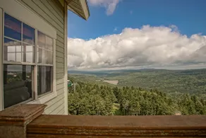 Soaring Eagle #404: 3 bedroom 2 bath Corner Penthouse - Image 5