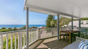 'Salty Air Beachside Cottage' by HolidayCo - Image 3
