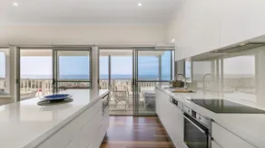 'Salty Air Beachside Cottage' by HolidayCo - Image 4