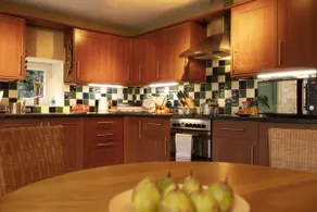 Gardener's House - a traditional stone 3 bedroom house on Arniston Estate - Image 3