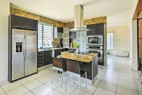 Oceanside Vega Baja Beach House Paradise con vistas! - Image 4