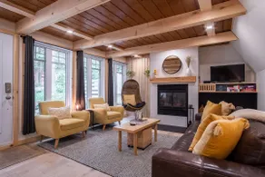 Paw-Friendly Chalet: Mont Orford - Image 5