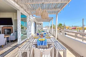 Brand New Pool & Hot-tub! Steps from the beach! - Image 4