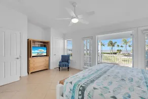 Waterfront luxury Villa (14) with sunset views and boat slip - Image 4