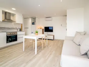 Appartement avec piscine et terrasse vue mer - Image 2