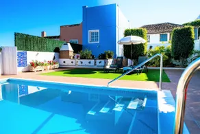 My grandmother's house with a heated pool - Image 2