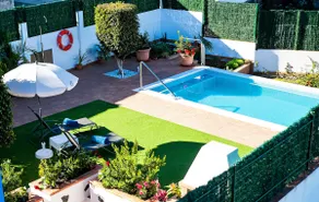My grandmother's house with a heated pool - Image 4