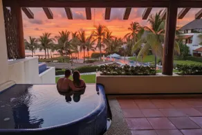 Your Dream Vacation Awaits at our Beachfront Villa - Image 2