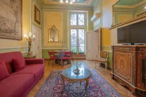 Luxury Suite with Terrace Overlooking Piazza Erbe - Image 5