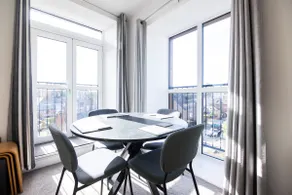Entire 2 Bed - Free Parking - 45 - The Cosy Collection - Image 2