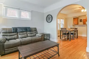 ★Grosse Pointe Getaway★ ★Downtown Detroit Close★ - Image 3