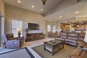 Waterfront Gem w/ Pool & Dock in Apollo Beach - Image 3