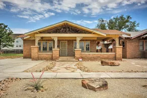 Inviting Lubbock Home > 1 Mi to Downtown - Image 3