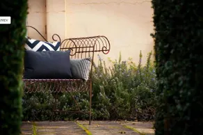 Charlies Daylesford - Image 2