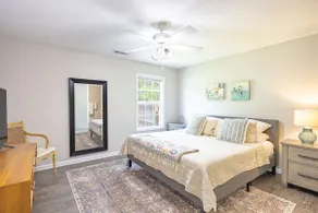Cozy and Contemporary Villa 1 Mile from GSU - Image 5