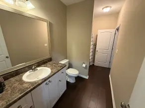 Royal Estate - Pets, Fast Wifi, Laundry, TVs - Image 5