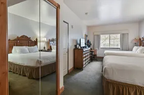 Mtn Villa Retreat~Hot Spring, Skiing & Park City Villa 2016 - Image 2
