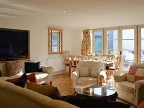 The Coach House - Image 2