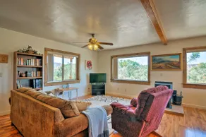 Cozy Henrieville Cabin: 18 Mi to Bryce Canyon NP! - Image 3