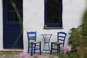 Delphis the artist's house - Image 5