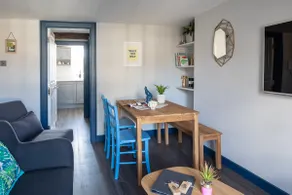 Kingsmead Square Apartments - Image 4
