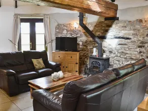 Cedar Cottage - Image 2
