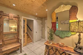 3 Mi to Beech Mtn Resort: Gem w/ Views & Fireplace - Image 5