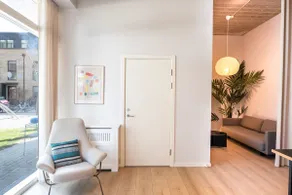 Urban Beach 2 Bedroom – Steps to Sand & Metro - Image 4