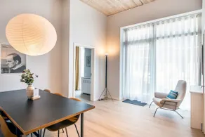 Urban Beach 2 Bedroom – Steps to Sand & Metro - Image 2