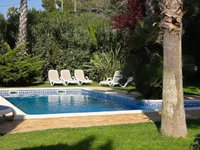 Belle maison 5000m2 jardin privé avec piscine et porche avec barbecue. Wi-Fi - Image 5