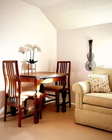 Restored 1800s Carriage House | King Bed | Patio - Image 5