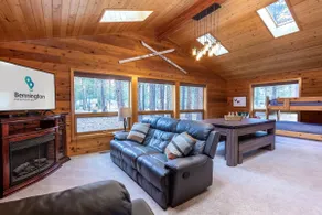 WOOD02-Spacious Sunriver Family Home+Game Room! - Image 4