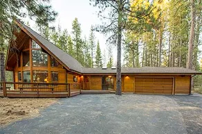 WOOD02-Spacious Sunriver Family Home+Game Room! - Image 2