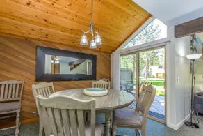 MEAD04 - Short Walk to Village, Hot Tub, Gas Fireplace, Dog Friendly, Bikes - Image 4