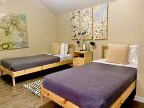 Lovely South Austin Condo. All Essentials Included - Image 4