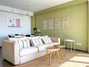 Beachfront apartment with ocean views - Image 2