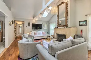 Cute East Hampton Cottage w/ Patio - Walk to Beach - Image 5