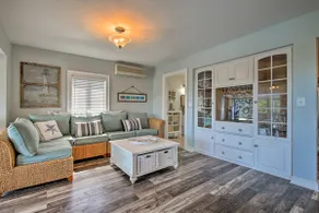Deluxe Waterford Home w/ Views, Outdoor Bar & More - Image 4
