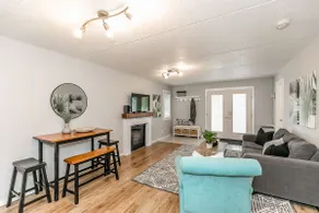 South Wind - Modern Condo in Collingwood - Sleep 5 - Image 4