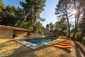 Provencalsk bondegård med panoramaudsigt og pool - Image 2