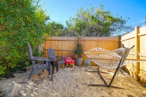Steps to Eats & Craigville Beach! Cape Cod Cottage - Image 4