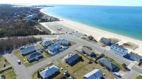 Steps to Eats & Craigville Beach! Cape Cod Cottage - Image 2