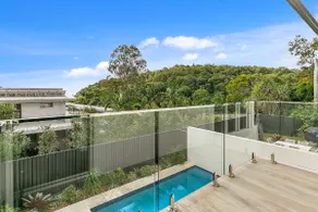 Vistas al mar, vida de lujo en Noosa Heads - Unidad 2/13 Angler Street - Image 2